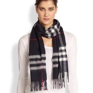 burberry navy check scarf